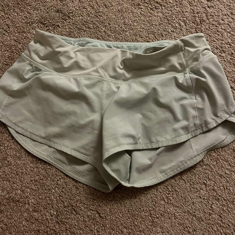 LULULEMON Hotty hot shorts
